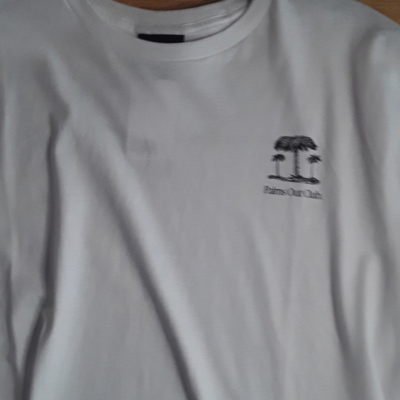 Brand new with tags trendy H&M city t shirt - Picture 9 of 17